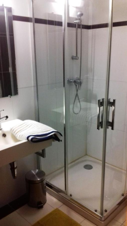 Le Vitrail Chambre Equipee Sans Service Repas Yvetot-Bocage 외부 사진